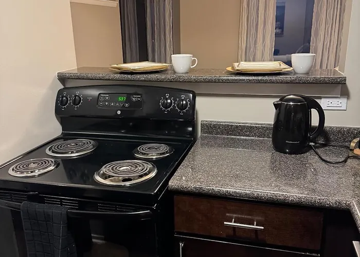 Location! Walkable! King Bed! Incredible Views! Chicago