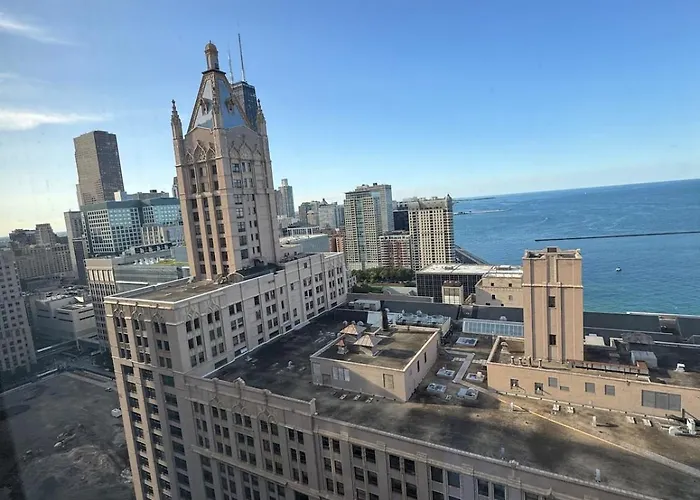 Apartamento Location! Walkable! King Bed! Incredible Views!